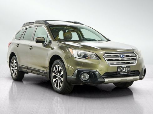 Used 2017 Subaru Outback 2.5i Limited AWD/4WD image 7
