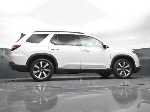 Used 2023 Honda Pilot Touring image 36