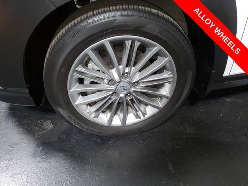 Used 2021 Hyundai Kona SEL image 7