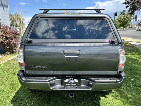 Used 2010 Toyota Tacoma 4x4 Double Cab image 8