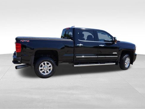 Used 2015 Chevrolet Silverado 3500 High Country w/ Duramax Plus Package AWD/4WD image 4