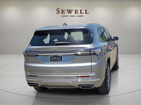 New 2026 Buick Enclave Avenir w/ Super Cruise Package AWD/4WD image 5