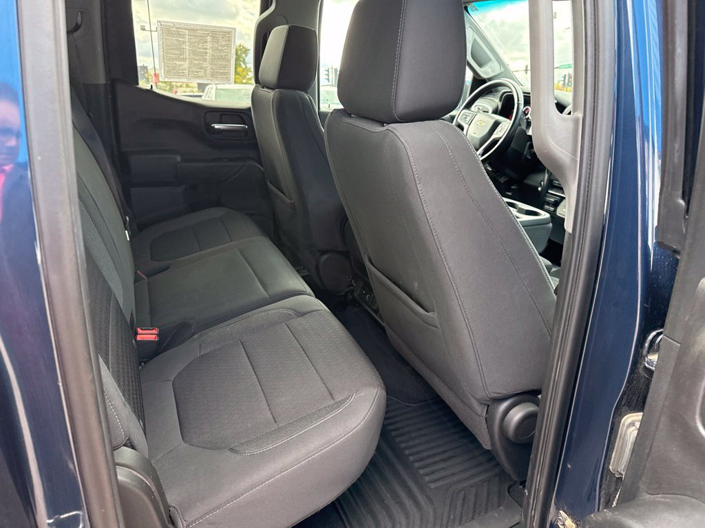 Used 2021 Chevrolet Silverado 1500 LT AWD/4WD image 35