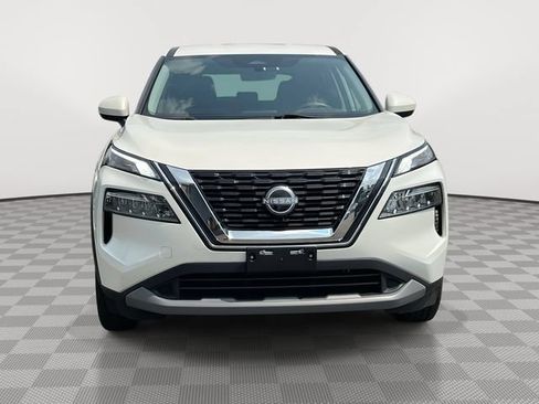 Used 2023 Nissan Rogue SV AWD/4WD image 2
