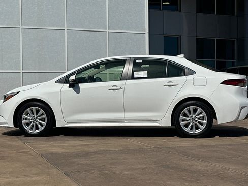 New 2026 Toyota Corolla XLE image 7
