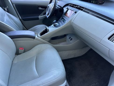 Used 2010 Toyota Prius Five FWD image 14