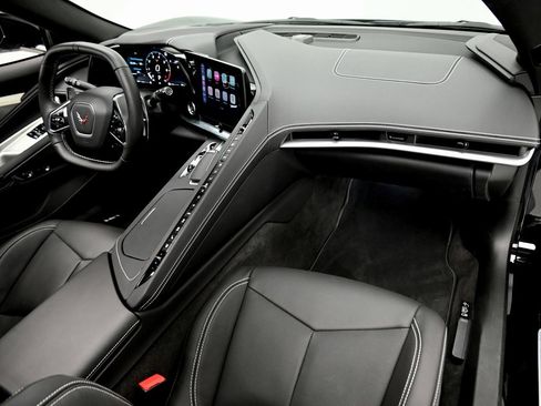 Used 2023 Chevrolet Corvette Stingray Coupe w/ Z51 Performance Package image 8