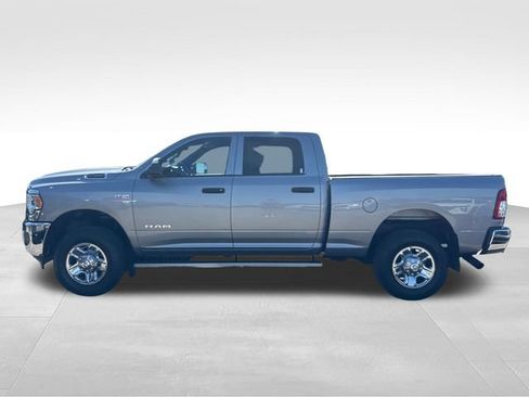 Used 2021 RAM 2500 Tradesman w/ Chrome Appearance Group AWD/4WD image 2