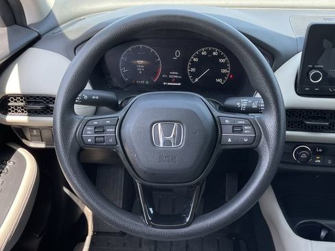 Certified 2025 Honda HR-V LX image 11
