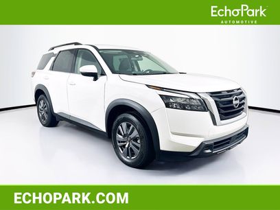 Used 2025 Nissan Pathfinder SV