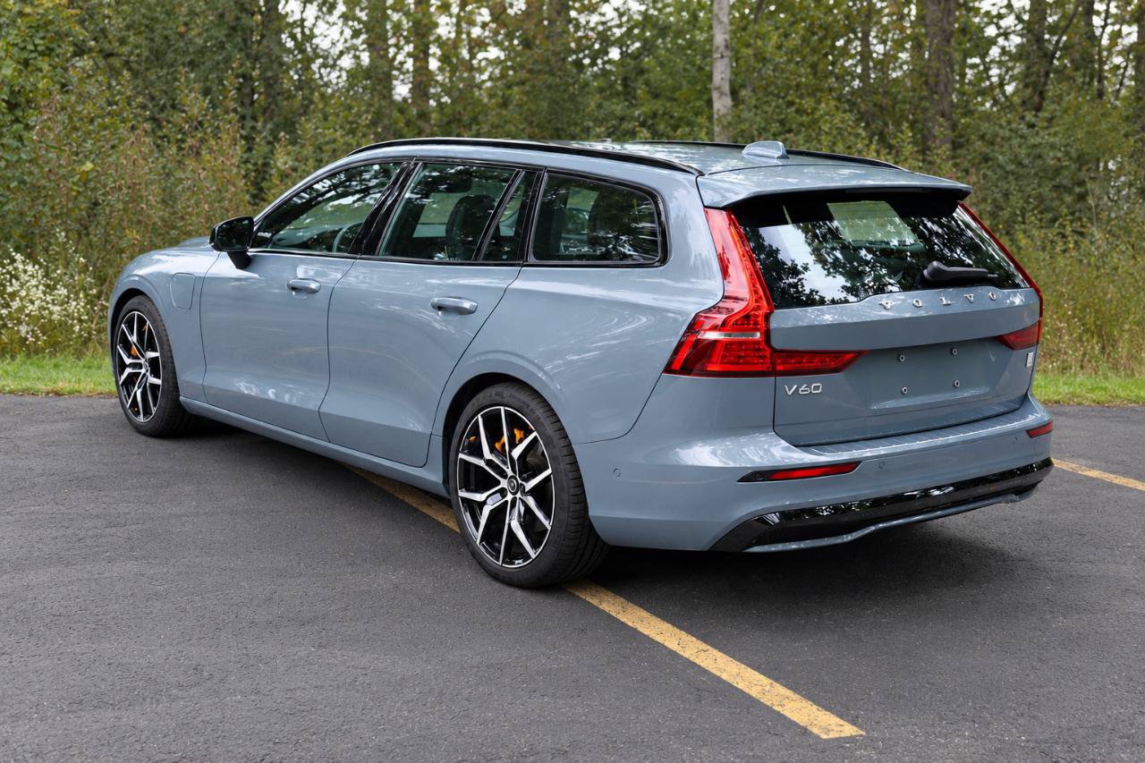 Used 2023 Volvo V60 T8 Polestar w/ Protection Package Premier AWD/4WD image 6