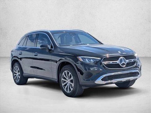 Certified 2026 Mercedes-Benz GLC 300 image 3