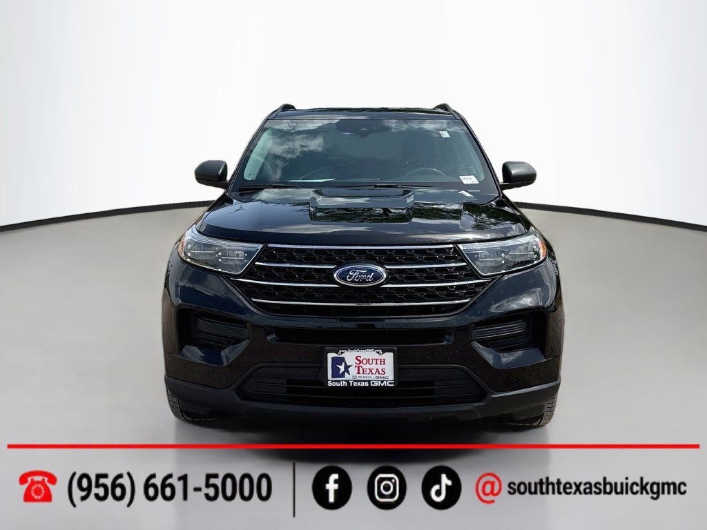 Used 2023 Ford Explorer XLT RWD image 2