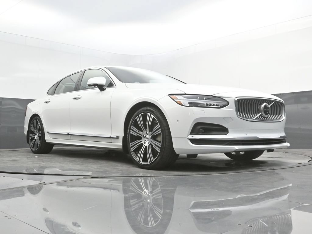 Certified 2022 Volvo S90 B6 Inscription w/ Advanced Package AWD/4WD image 35