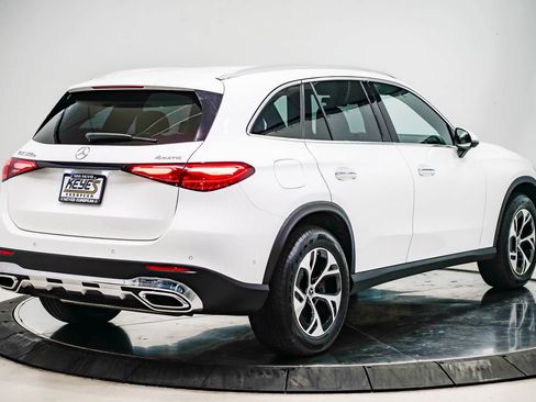 Certified 2025 Mercedes-Benz GLC 350e 4MATIC image 4