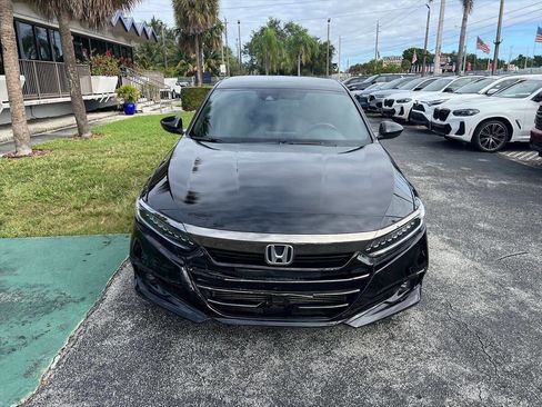 Used 2022 Honda Accord Sport image 3