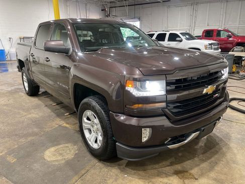 Used 2016 Chevrolet Silverado 1500 LT AWD/4WD image 3