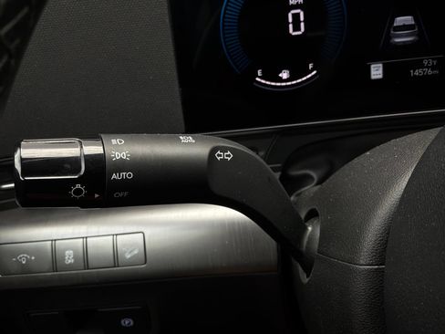 Used 2026 Hyundai Kona SEL Sport FWD image 40