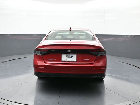Certified 2024 Honda Accord EX-L image 7