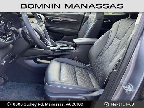 Used 2022 Buick Envision Avenir w/ Technology Package II image 15