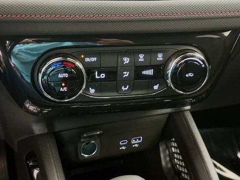 New 2026 Chevrolet TrailBlazer RS w/ Convenience Package AWD/4WD image 17