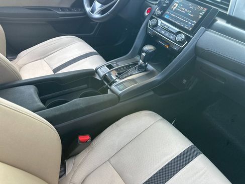 Used 2020 Honda Civic EX image 15