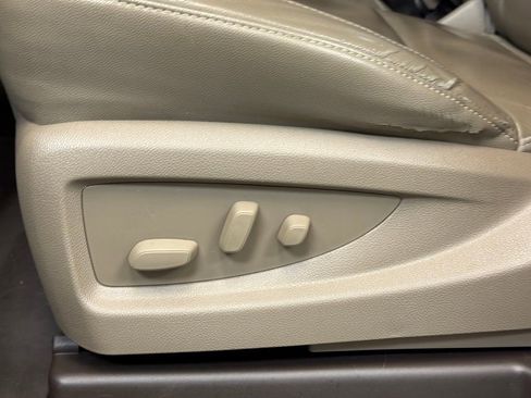 Used 2017 GMC Sierra 1500 SLT w/ Suspension Package, Off-Road image 12