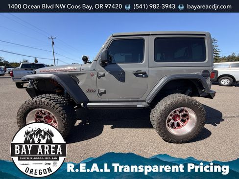 Used 2021 Jeep Wrangler Rubicon w/ Cold Weather Group AWD/4WD image 3