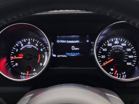 Used 2018 Ford Mustang Coupe image 36