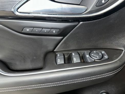 Certified 2023 Buick Envision Essence image 8