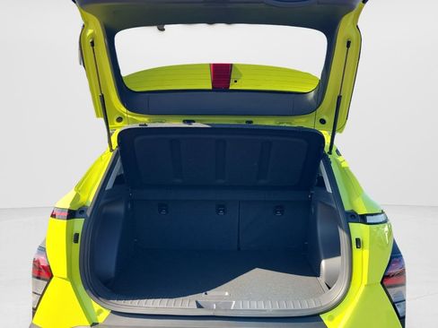 Used 2024 Hyundai Kona SEL FWD image 9