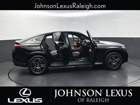 Used 2024 Mercedes-Benz GLC 300 4MATIC image 32