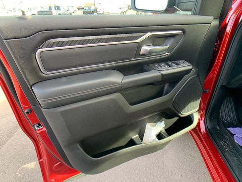 New 2026 RAM 1500 4x4 Crew Cab image 10