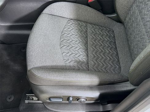 Used 2022 Chevrolet Equinox LT image 18