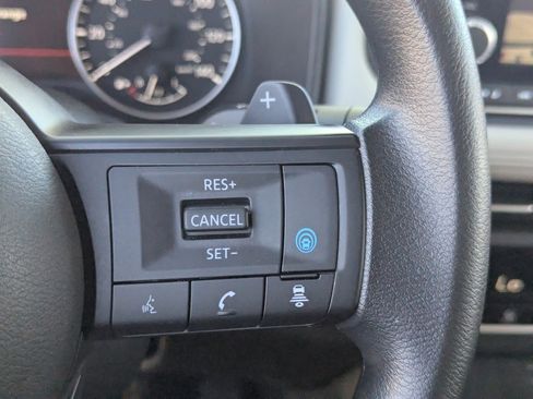 Certified 2024 Nissan Rogue SV image 29