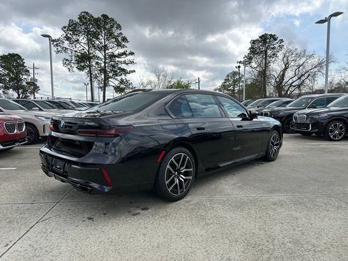 Certified 2023 BMW 760i xDrive w/ Parking Assistance Package image 5