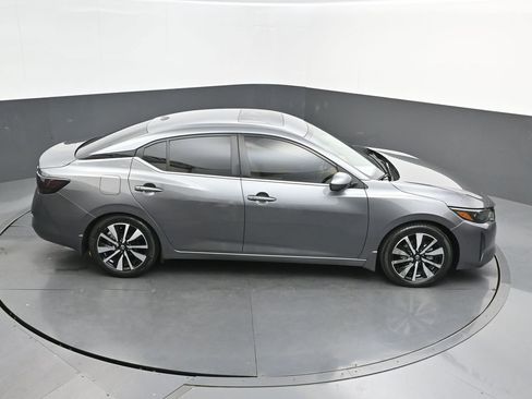 Used 2024 Nissan Sentra SV w/ SV Premium Package image 26
