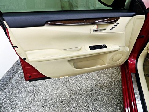 Used 2015 Lexus ES 350 w/ Premium Package FWD image 7