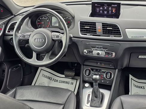 Used 2016 Audi Q3 2.0T Prestige AWD/4WD image 30