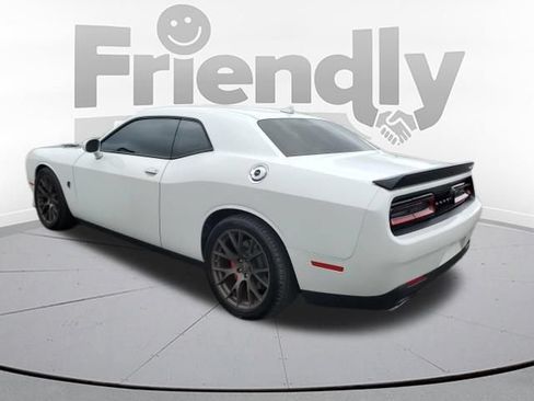 Used 2015 Dodge Challenger SRT Hellcat RWD image 3