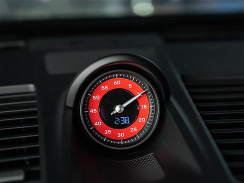 Certified 2025 Porsche 911 Carrera image 27