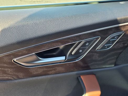 Used 2023 Audi Q8 Premium w/ Convenience Package image 21