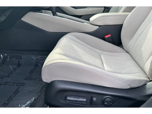 Used 2025 Honda Accord SE image 13