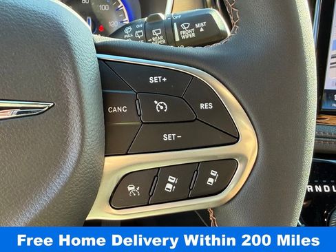 New 2026 Chrysler Pacifica Pinnacle image 17