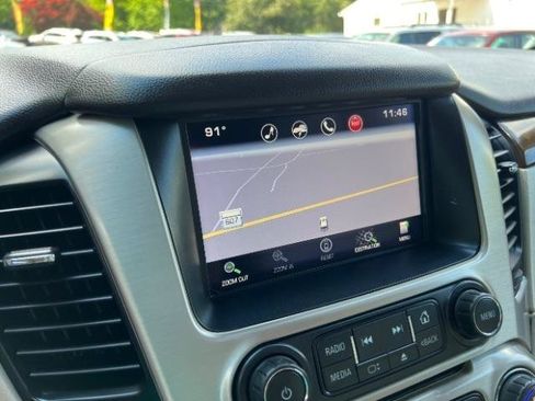 Used 2015 GMC Yukon Denali w/ Premium Package AWD/4WD image 41