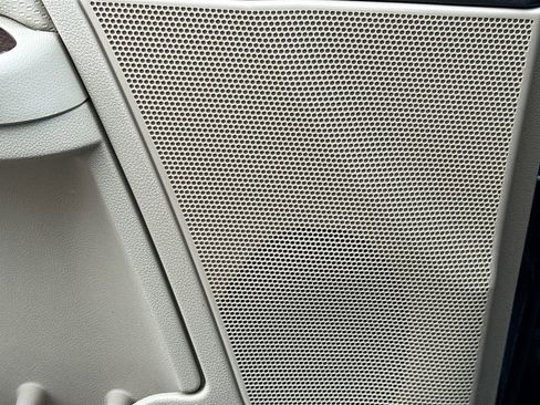 Used 2008 Ford Taurus Limited image 19