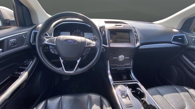 Used 2020 Ford Edge Titanium AWD/4WD image 11