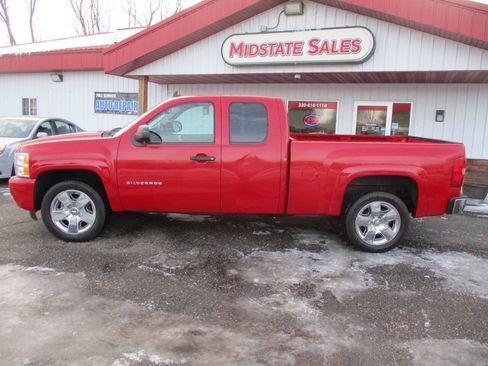 Used 2011 Chevrolet Silverado 1500 LT w/ All-Star Edition image 4