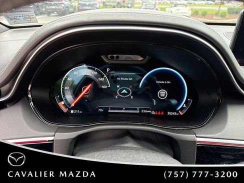 Used 2024 Genesis GV70 2.5T w/ Sport Prestige Package AWD/4WD image 16