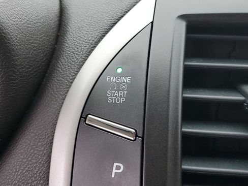 Used 2016 Lincoln MKC Reserve w/ Lincoln MKC Climate Package image 31